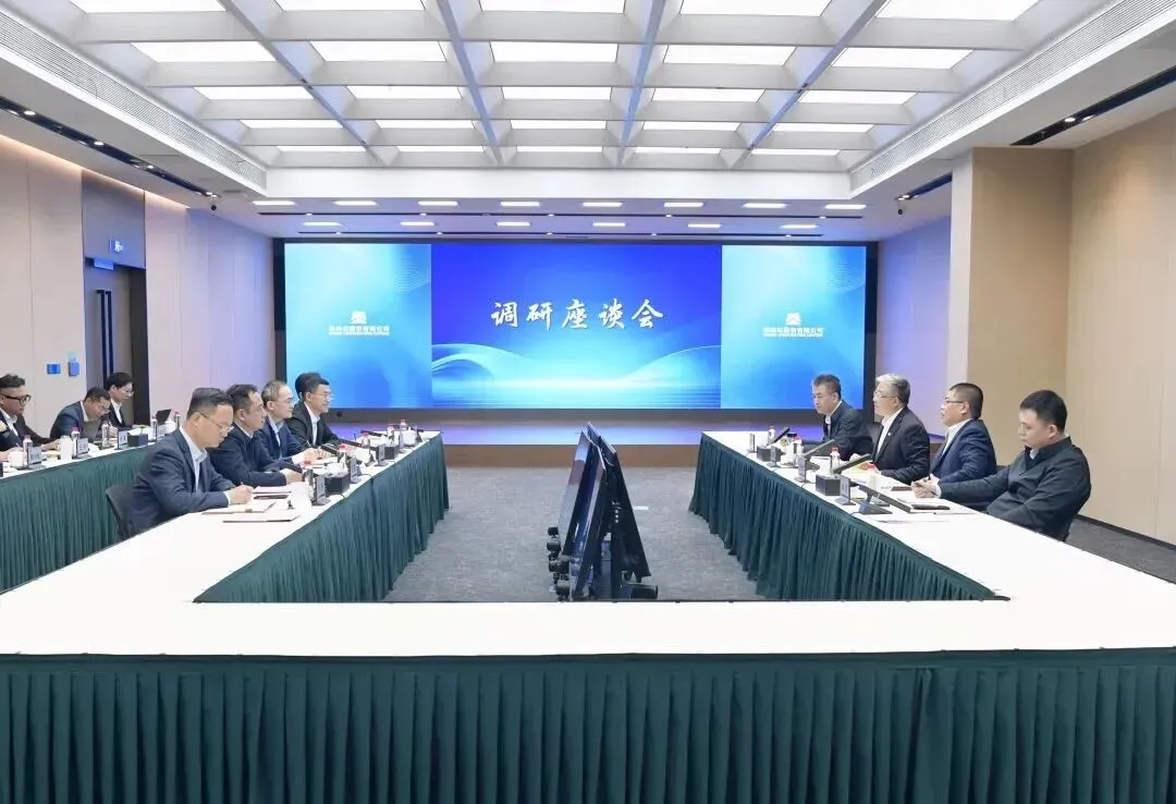 Zhang Xiaolun, Secretary of the Party Committee and Chairman of SINOMACH, led a team to inspect SUMEC Co., Ltd.